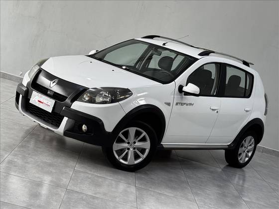 RENAULT SANDERO 1.6 STEPWAY 16V FLEX 4P AUTOMÁTICO RENAULT SANDERO 1.6 STEPWAY 16V FLEX 4P AUTOMÁTICO